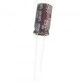 Kondenzator 680 uF 25 V